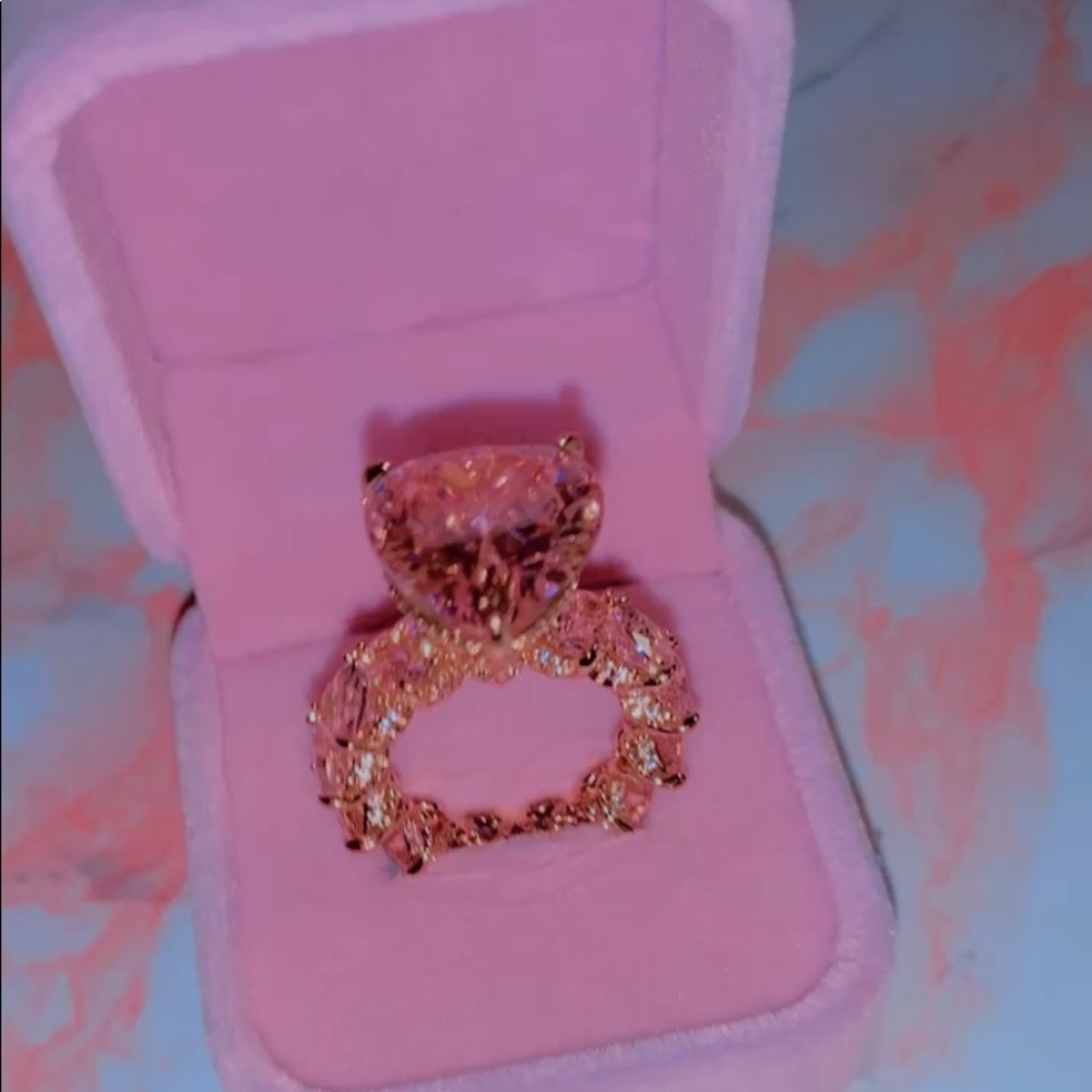 Rose Gold/Pink Heart Ring